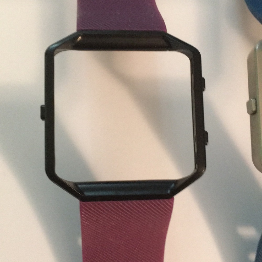 purple band W/black frame for Fit Bit Blaze EUC